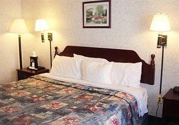 Days Inn Cranston/ Providence3