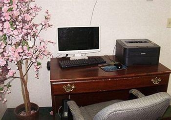 Days Inn Cranston/ Providence2