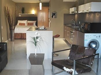 Nuvo Hotel Suites1