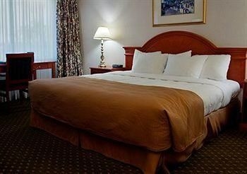 CLARION HOTEL & CONFERENCE CENTRE2