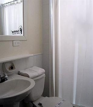 Travelers Suites Edificio Rayda0