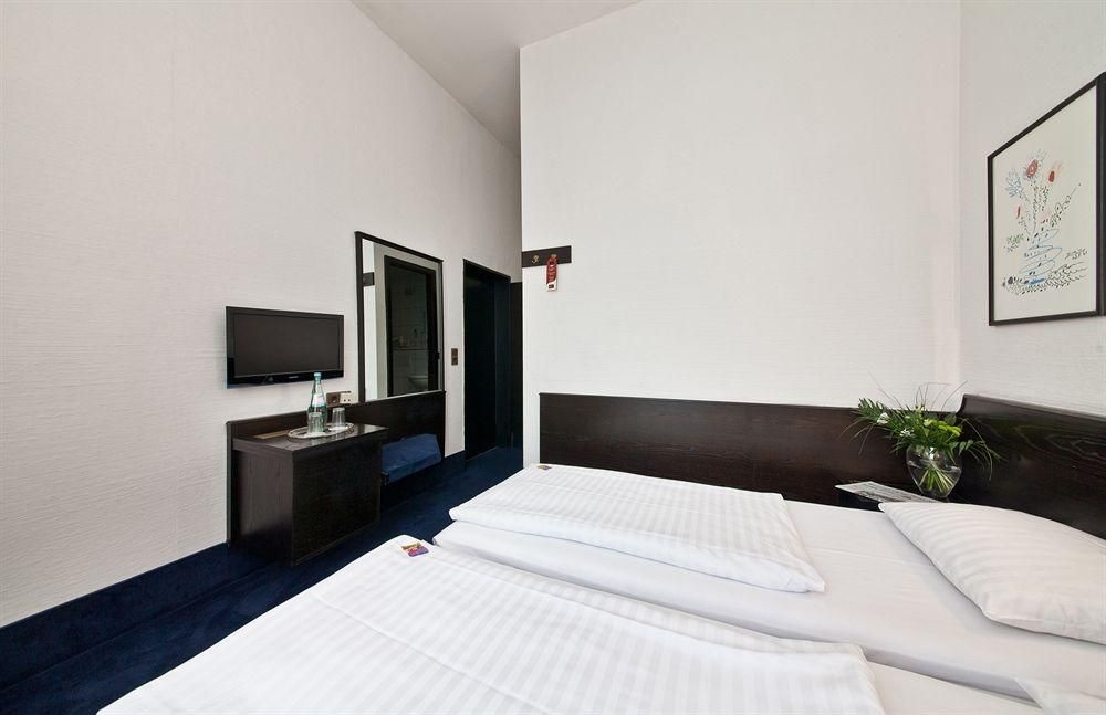 Novum Hotel Maxim Dusseldorf City4