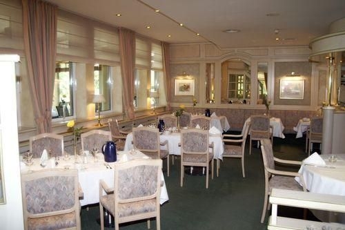 PARK HOTEL AHRENSBURG1
