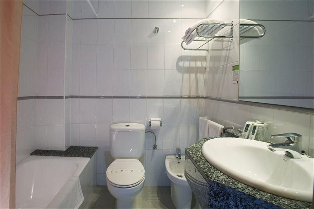Medes Ii Hotel3