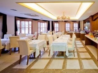 Best Western Premier The Home Suites & Spa2