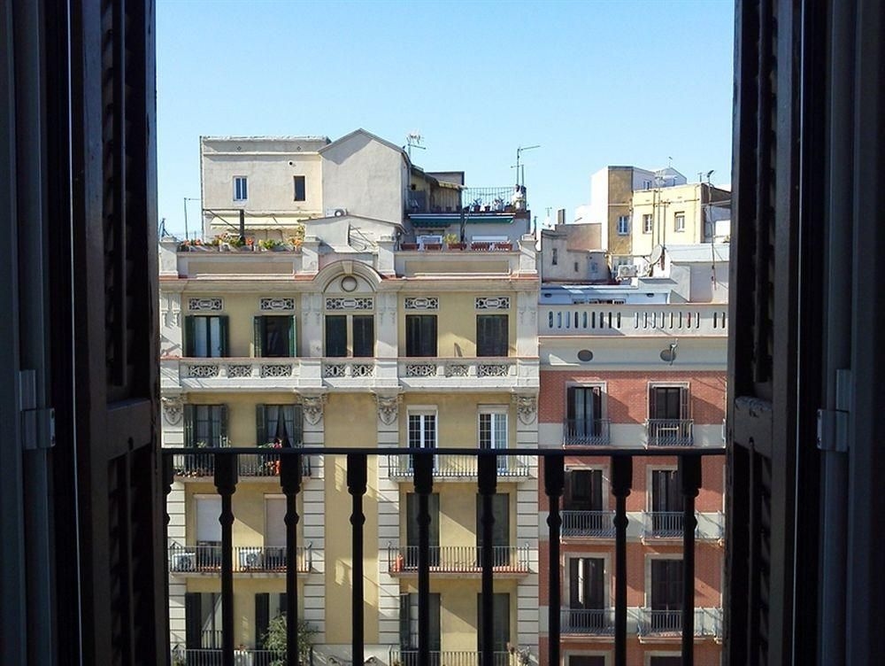 Whotells Eixample0