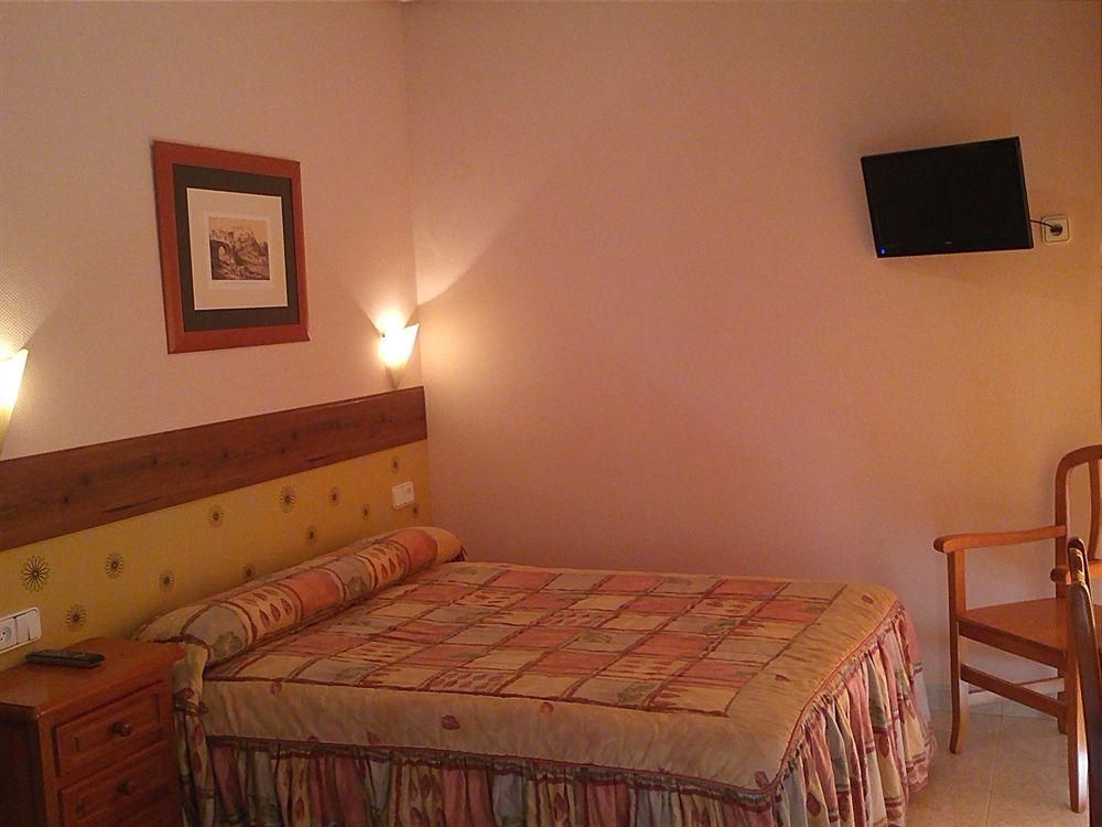 Hostal Toledo1