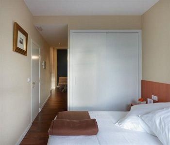 Montes Pension Boutique0