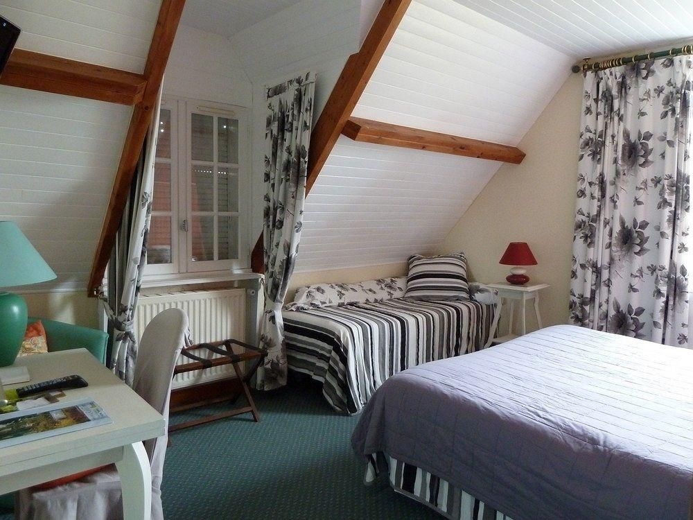 MANOIR DE LA ROCHE TORIN4
