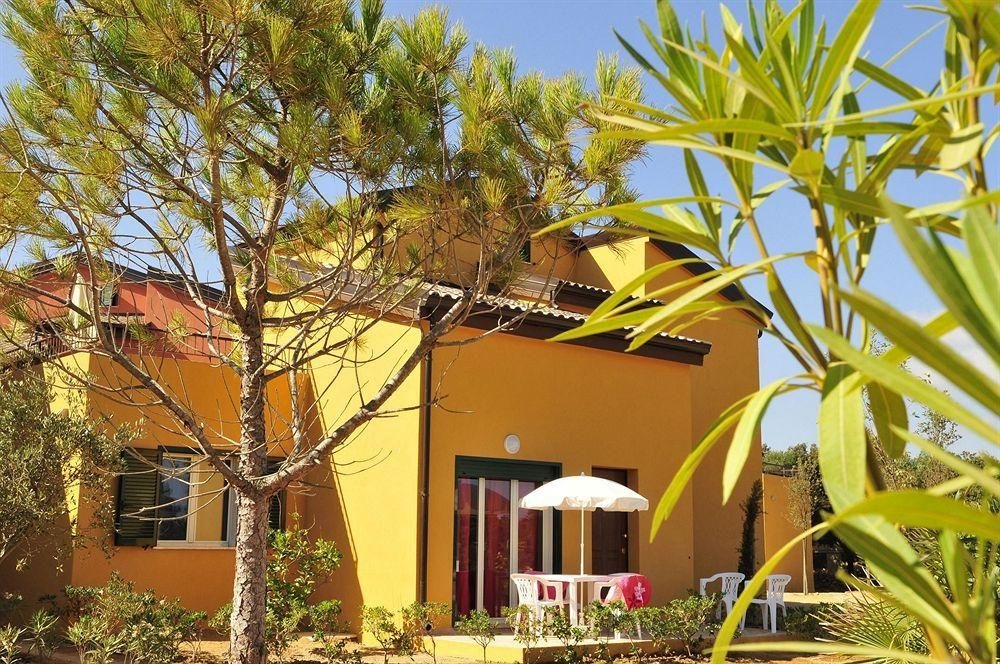 Les Terrasses De Lozari1