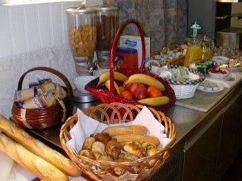 Cleotel1
