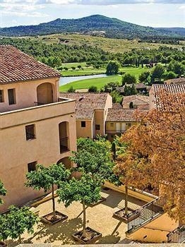 Pierre & Vacances Resort Pont Royal en Provence2