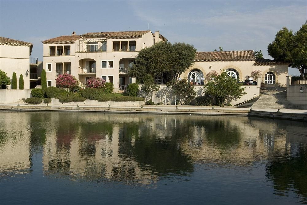 Pierre & Vacances Resort Pont Royal en Provence0