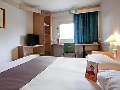 Ibis Cherbourg La Glacerie1