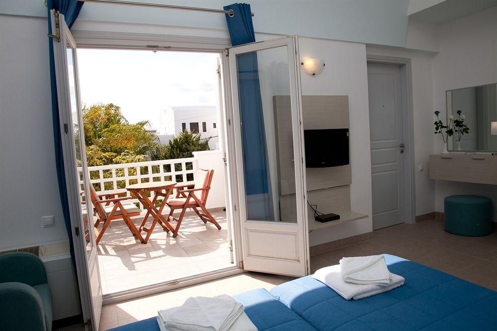 Atrium Villa1