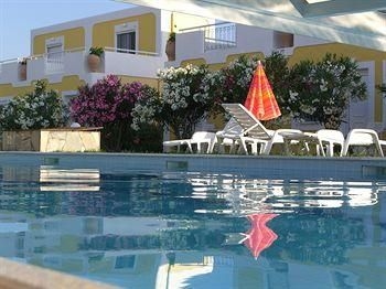 De Angelo Hotel Apartments2