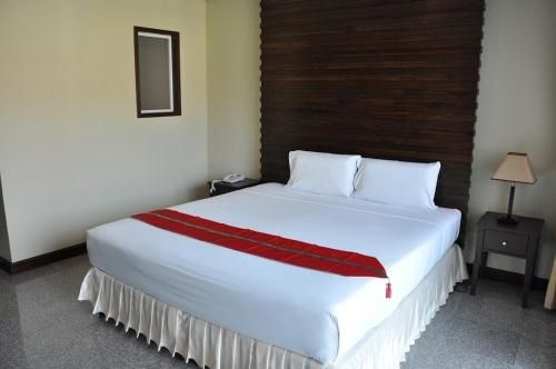 Karon Bay Inn0