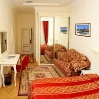 Royal De Paris Hotel2