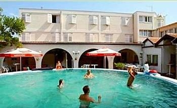 Hotel Borovnik4