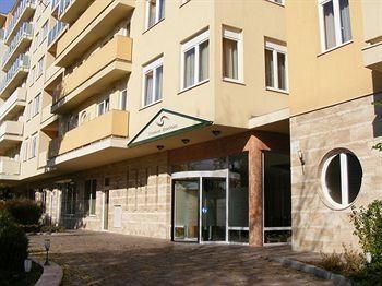 Premium Apartment House4