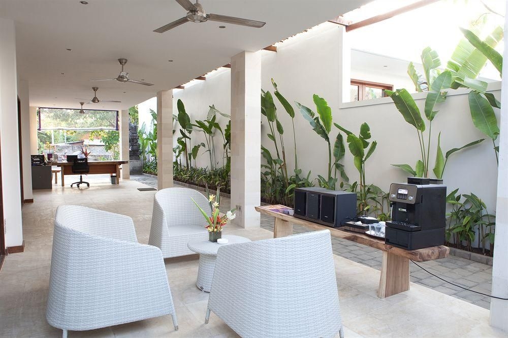อเนมา วิลลา ซมินญะก์ (Anemalou Villa and Spa)3