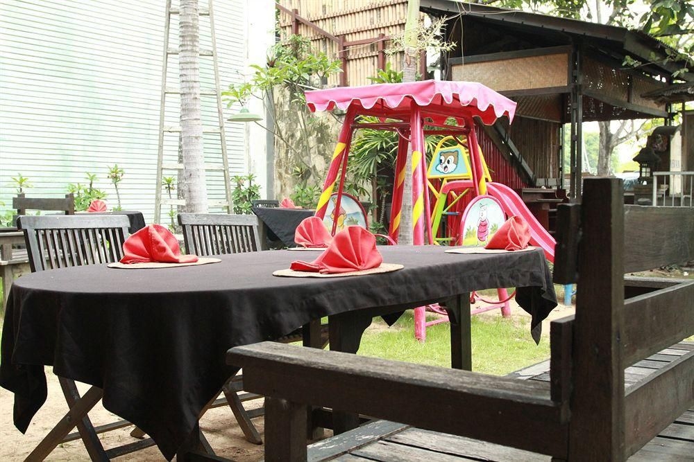 Abian Boga Guesthouse and Restaurant4