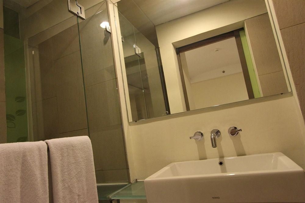 เจ โฮเต็ล กูตา (J Hotel Kuta)2
