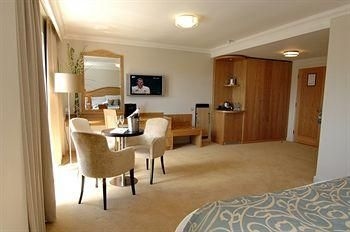 Parkview Hotel2