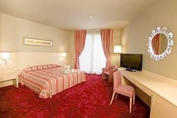 Manerba del Garda Resort4