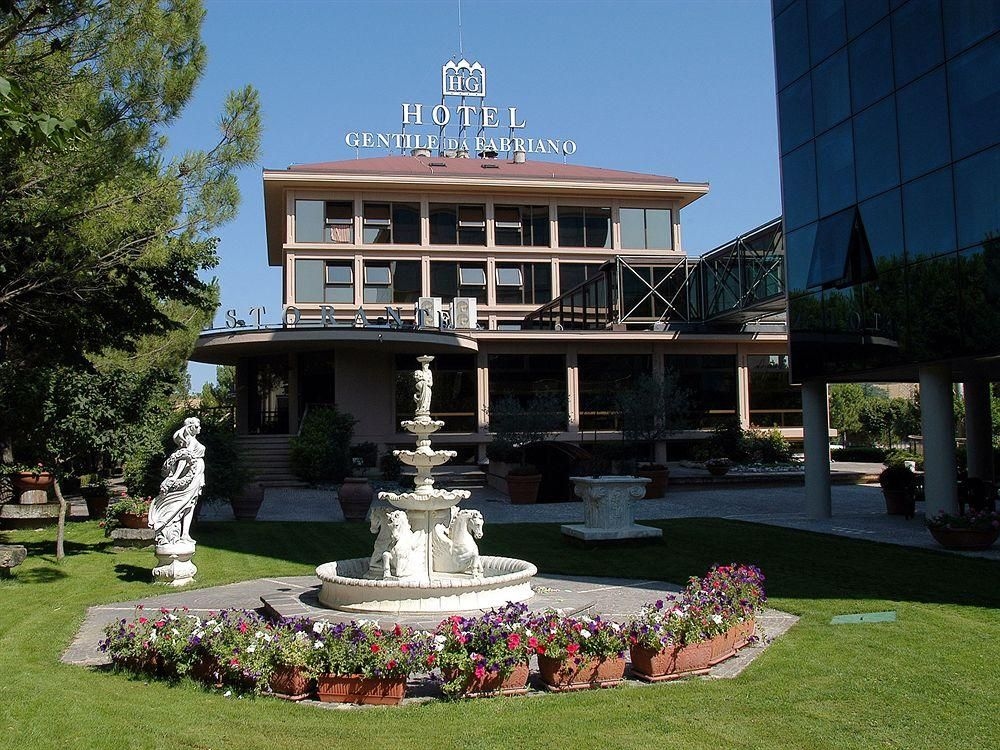 Hotel Gentile Da Fabriano3