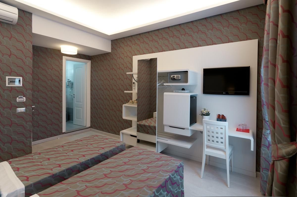 Trevi Royal Suite3