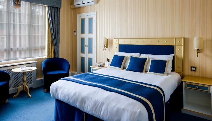 Best Western Abbots Barton Hotel0