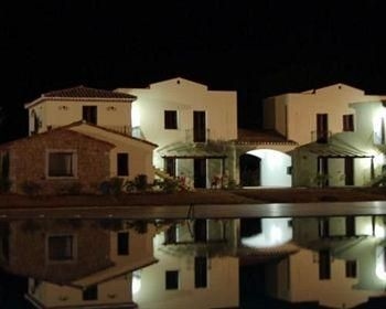 Tancau Village Beach & Resort4