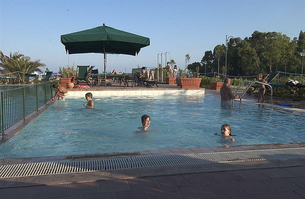 Marina del Marchese Beach Resort3