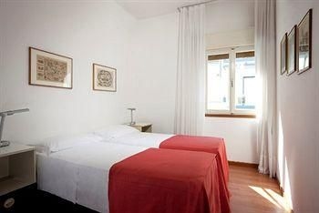 Hotel Diana0