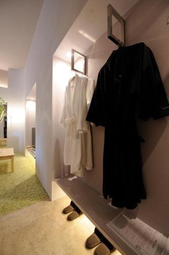 โรปปงกิ โฮเต็ล เอส (Roppongi Hotel S)3