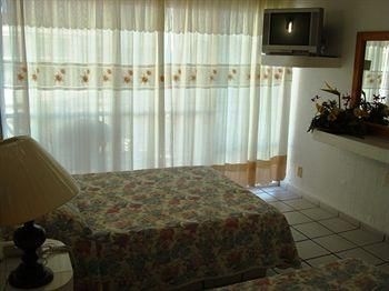 Hotel Concierge Inn Santa Cecilia1