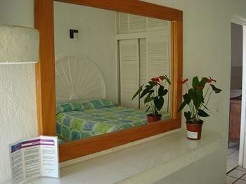 Hotel Concierge Inn Santa Cecilia4