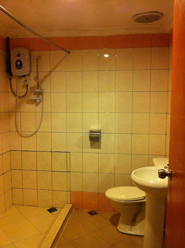 Seri Borneo Hotel1