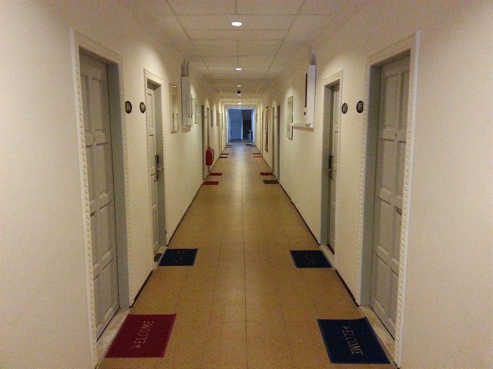 Easy Hotel4