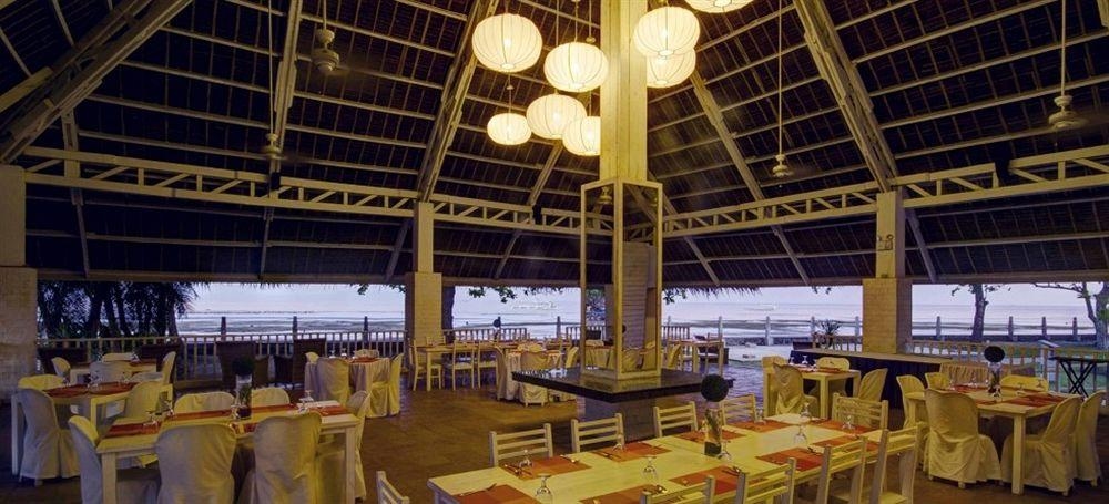 Sta. Monica Beach Club2
