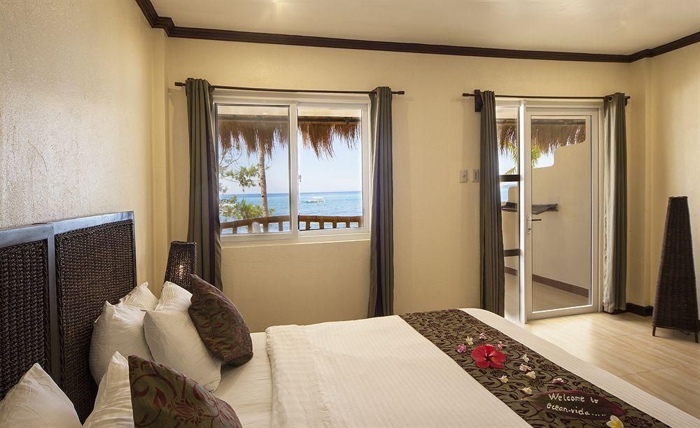 Ocean Vida Beach and Dive Resort4