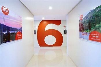 Tune Hotel Aseana City2
