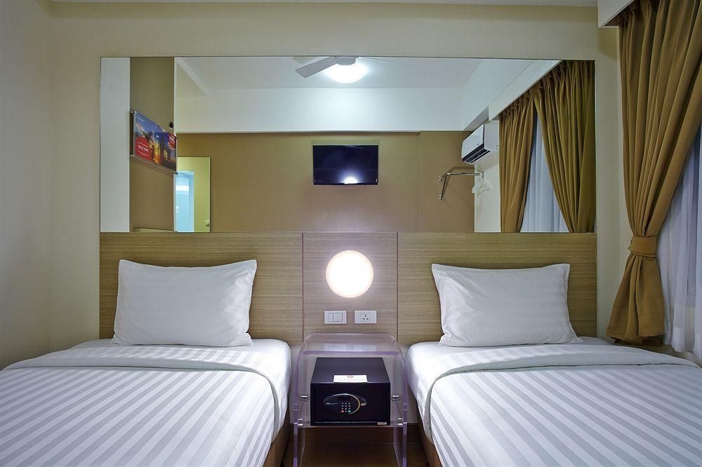 Tune Hotel Aseana City1