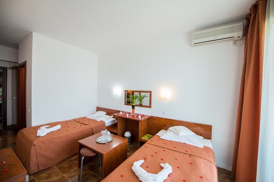 Hotel Florida Mamaia1