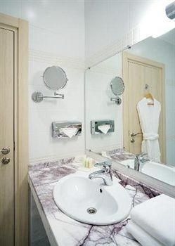 Tulip Inn Omega Sochi4