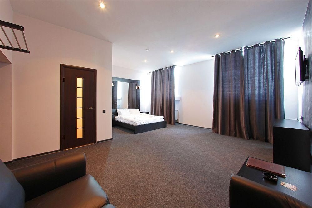 Grand Hotel Petrogradsky0