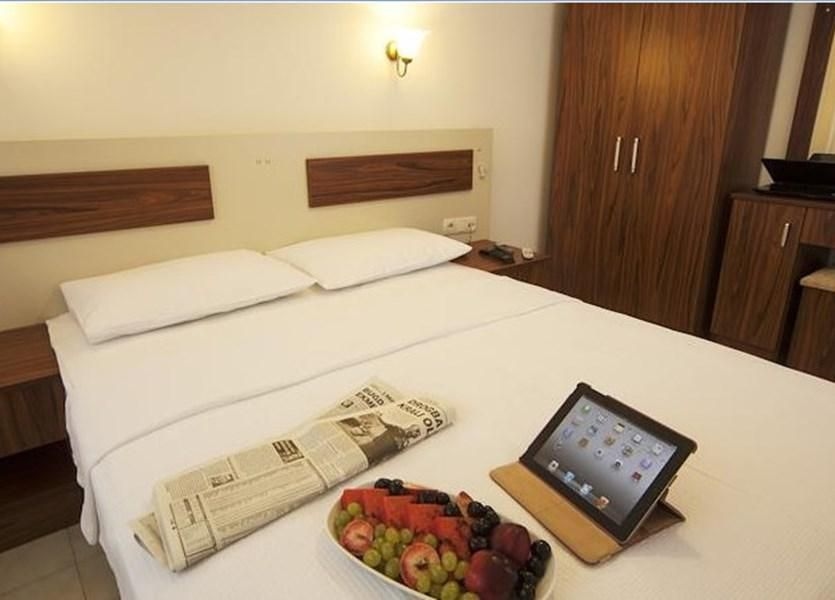 Zeus Kumlubuk Hotel4
