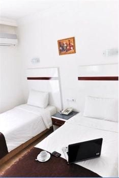 Lara Atalla Hotel3