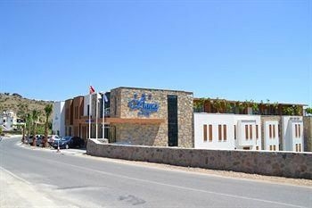 Liona Hotel1